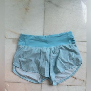 LULULEMON BLUE SPEED UP SHORT HIGH RISE 4 “ NEW